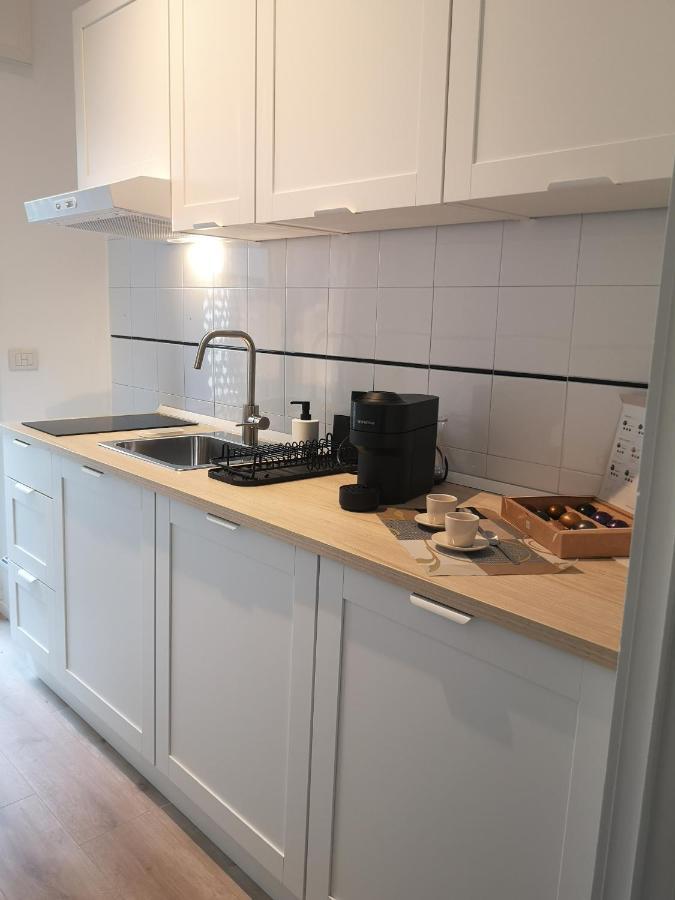 Ferienwohnung So Fine Petruzzelli Flat Bari Exterior foto